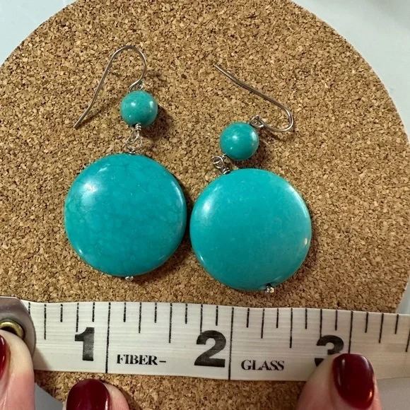 Elegant Turquoise Dangle Earrings - Picture 6 of 7